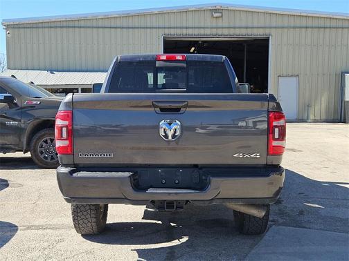 2024 RAM 2500 Laramie Crew Cab 4x4 6'4' Box