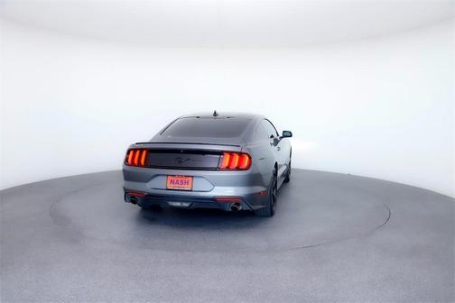 2022 Ford Mustang EcoBoost