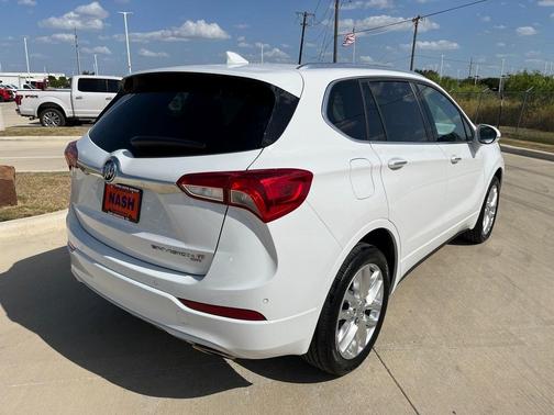 Photo 4 of 35 of 2019 Buick Envision Premium II