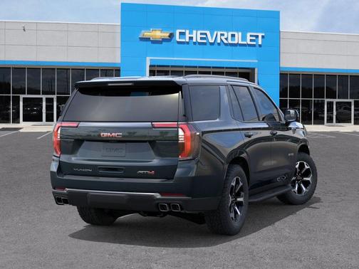 2026 GMC Yukon 4WD AT4
