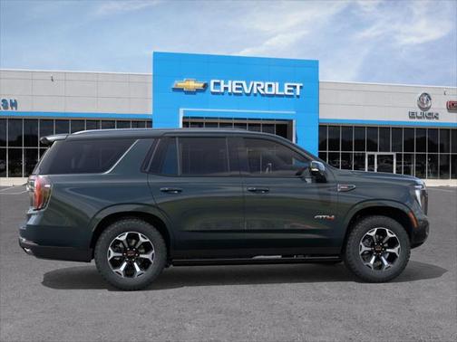 2025 GMC Yukon 4WD AT4
