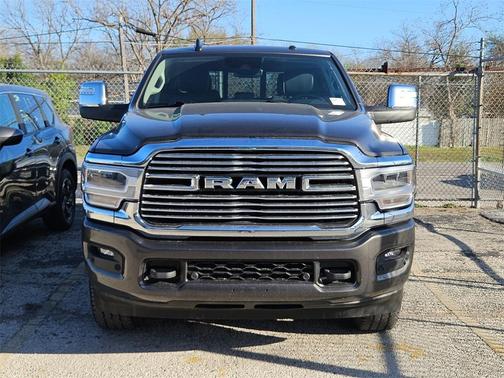 2024 RAM 2500 Laramie Crew Cab 4x4 6'4' Box