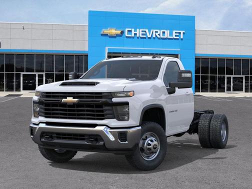 2025 Chevrolet Silverado 3500 WT