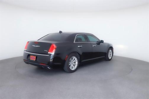 2017 Chrysler 300C Base