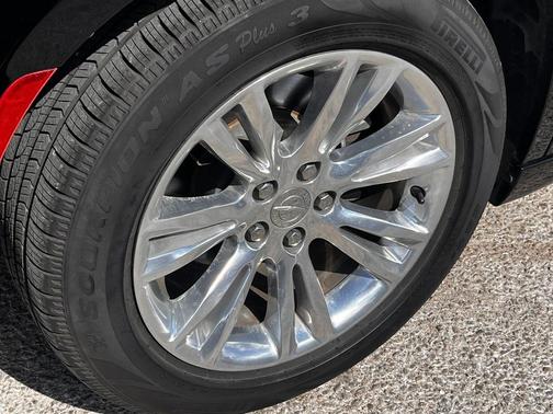2017 Chrysler 300C Base