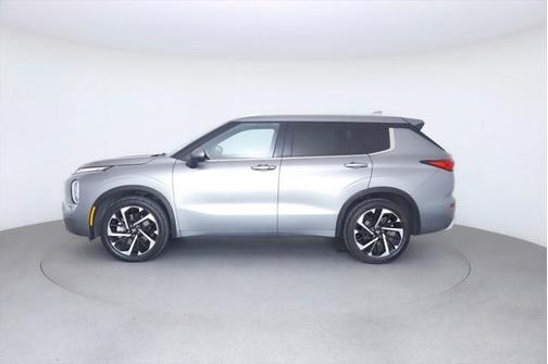 2022 Mitsubishi Outlander SEL 2.5 2WD