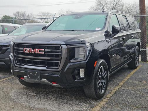 2023 GMC Yukon XL 4WD AT4