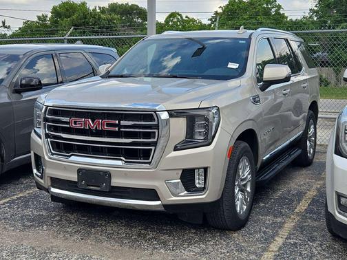 Pearl Beige Metallic 2021 GMC Yukon SLT