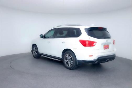 2019 Nissan Pathfinder S