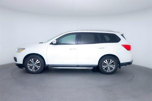 2019 Nissan Pathfinder S