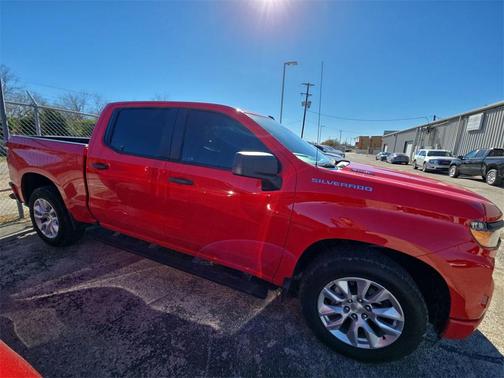2025 Chevrolet Silverado 1500 Custom
