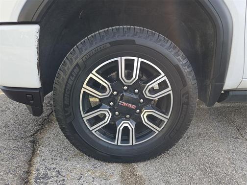 2023 GMC Sierra 2500 AT4