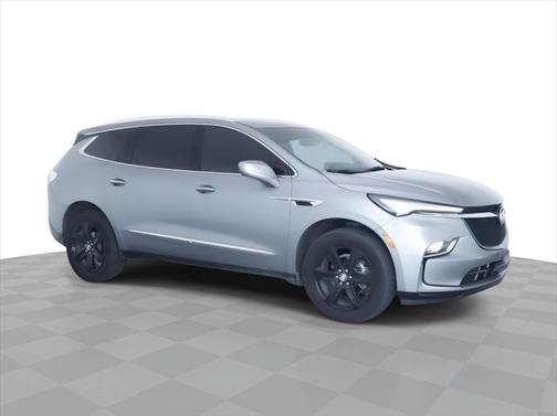 2024 Buick Enclave Essence FWD