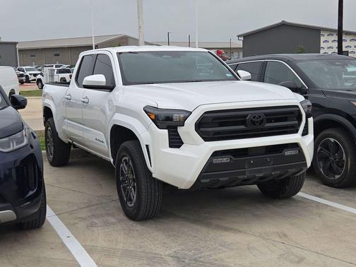 Ice Cap 2024 Toyota Tacoma SR5