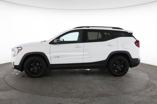 Summit White 2023 GMC Terrain AWD AT4