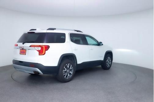 2023 GMC Acadia FWD SLT