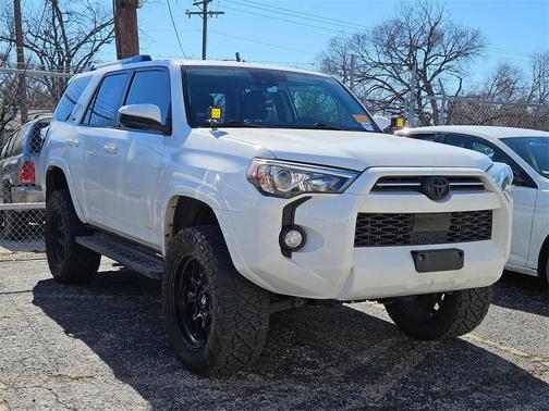 2020 Toyota 4Runner SR5