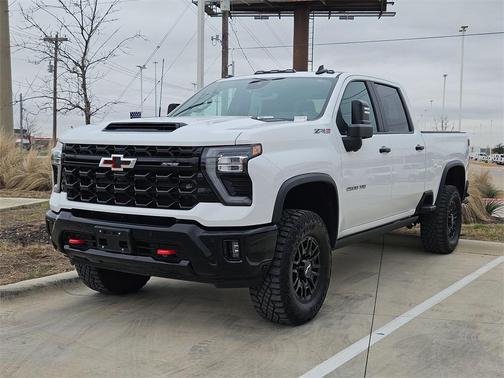 2025 Chevrolet Silverado 2500 4WD Crew Cab Standard Bed ZR2