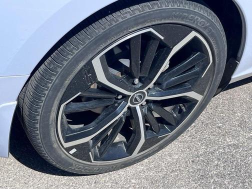2023 Nissan Altima SR FWD