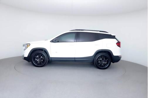 2024 GMC Terrain AWD AT4