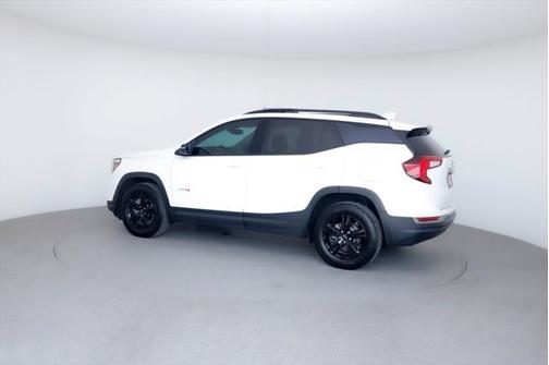 2024 GMC Terrain AWD AT4