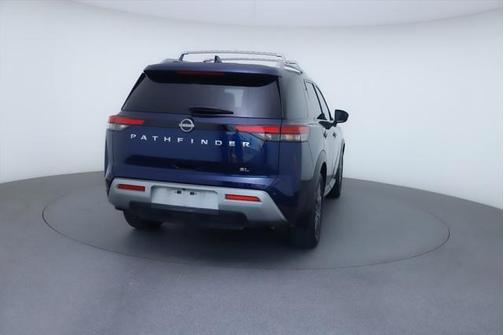 2024 Nissan Pathfinder SL FWD