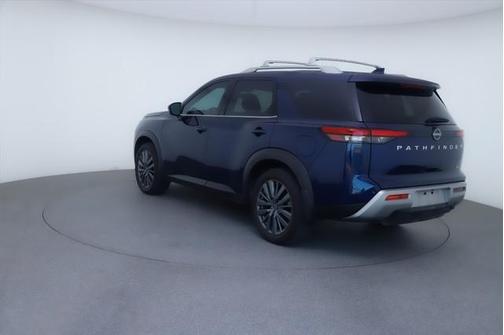 2024 Nissan Pathfinder SL FWD