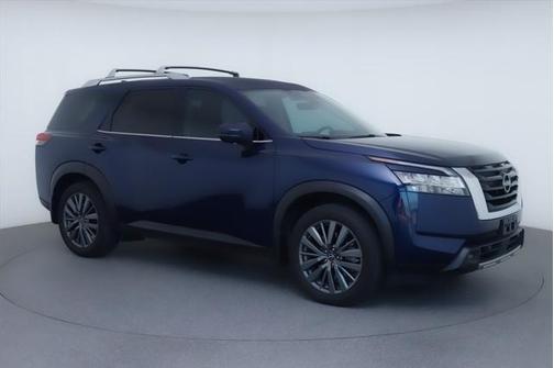 2024 Nissan Pathfinder SL FWD