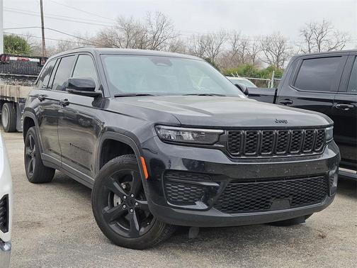 2023 Jeep Grand Cherokee Altitude