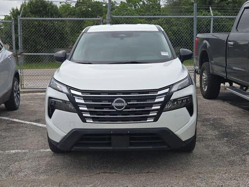 Glacier White 2024 Nissan Rogue S
