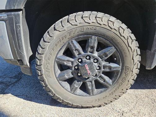 2024 GMC Sierra 2500 AT4