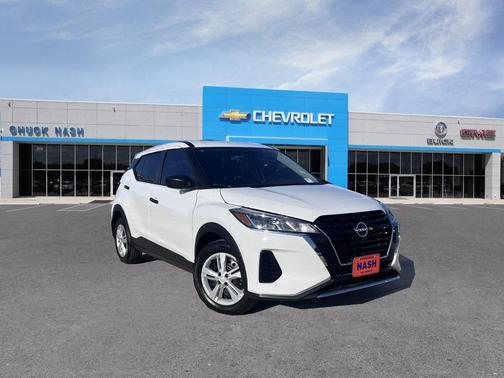 2024 Nissan Kicks S