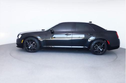 2022 Chrysler 300 S