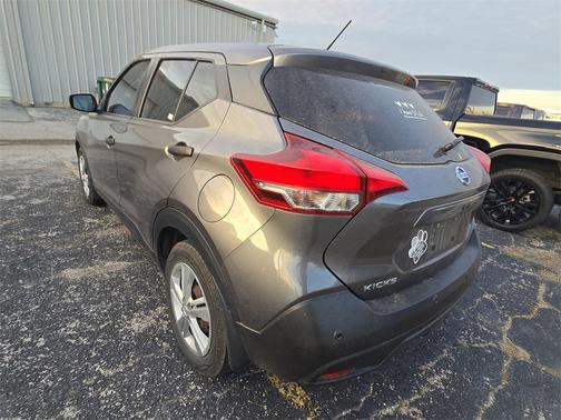 2020 Nissan Kicks S