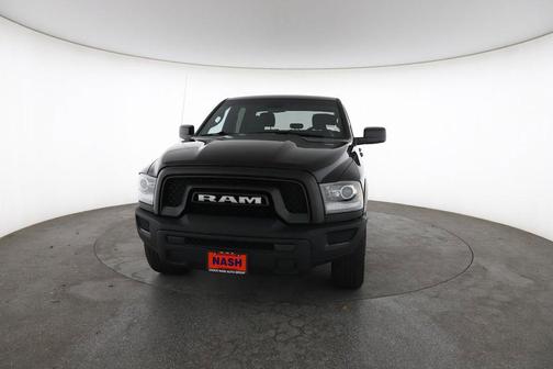 Diamond Black Crystal Pearlcoat 2024 RAM 1500 Classic Warlock Crew Cab 4x2 5'7' Box