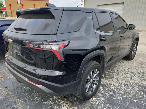 Mosaic Black Metallic 2025 Chevrolet Equinox 1LT