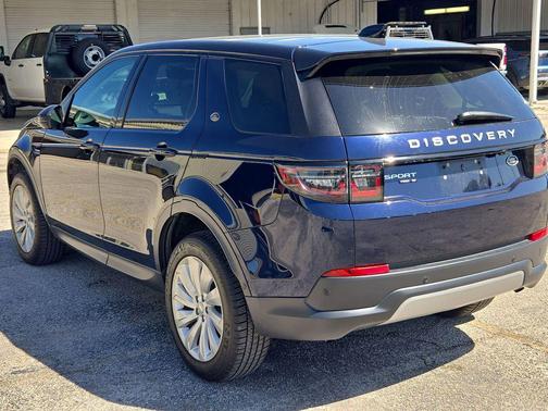 Portofino Blue Metallic 2020 Land Rover Discovery Sport SE