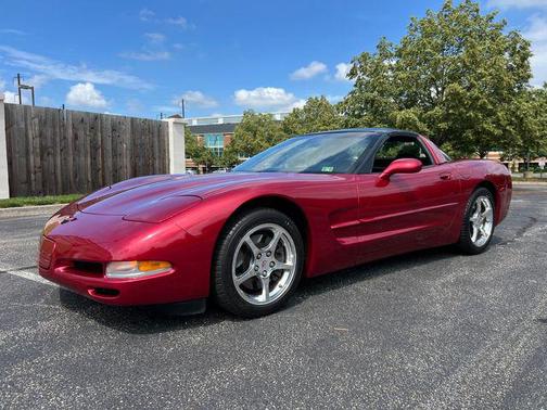 2000 Chevrolet Corvette Base