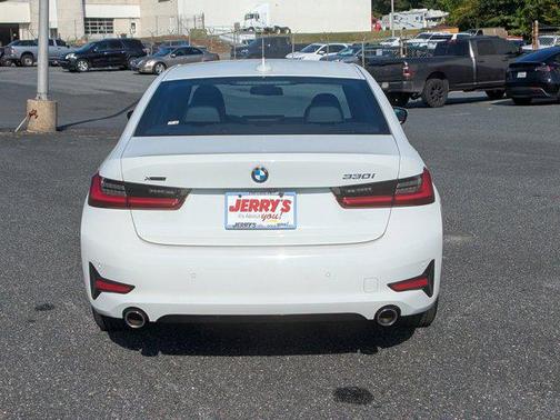 2022 BMW 330 xDrive