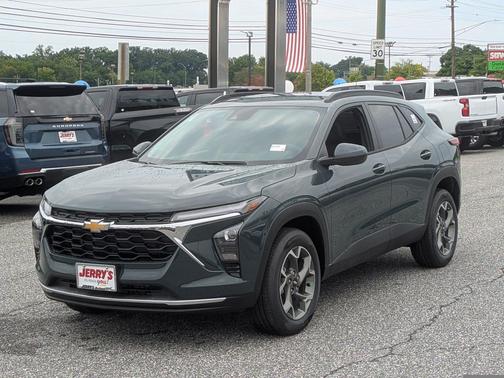 Cypress Gray 2026 Chevrolet Trax LT