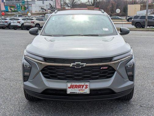 Sterling Gray Metallic 2026 Chevrolet Trax FWD 2RS