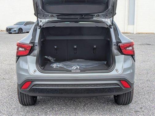 Sterling Gray Metallic 2026 Chevrolet Trax FWD 2RS