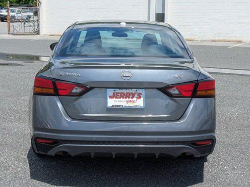 Gun Metallic 2024 Nissan Altima 2.5 SV