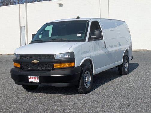 2025 Chevrolet Express 2500 RWD 2500 Regular Wheelbase WT