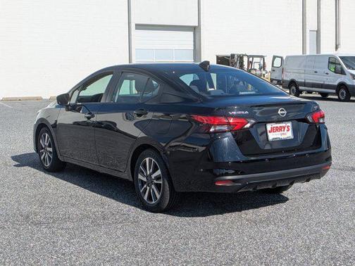 2023 Nissan Versa 1.6 SV