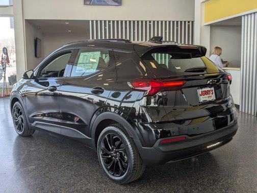 Mosaic Black Metallic 2027 Chevrolet Bolt RS