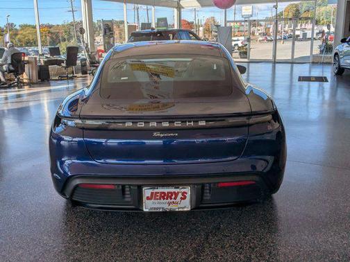 2023 Porsche Taycan Base