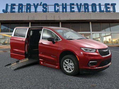 2025 Chrysler Pacifica L