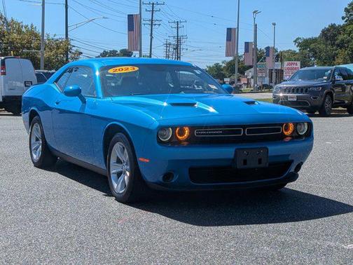 2023 Dodge Challenger SXT
