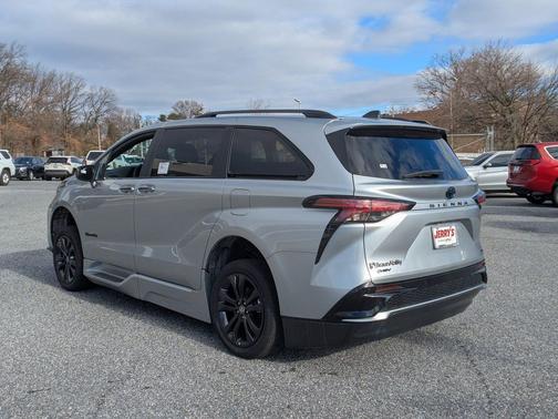 Celestial Silver Metallic 2025 Toyota Sienna XSE 7 Passenger